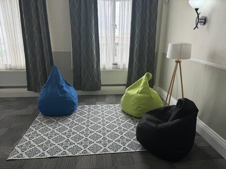 4 Large Bedroom Apartment In The City Hastings Exterior foto