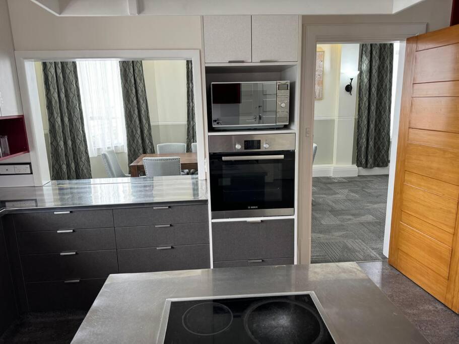 4 Large Bedroom Apartment In The City Hastings Exterior foto